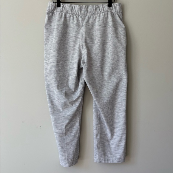 Lululemon On The Fly Crop 23" - Picture 4 of 11